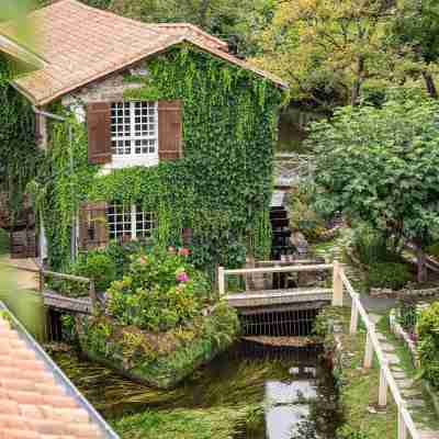 Le Moulin Du Roc Hotel Exterior