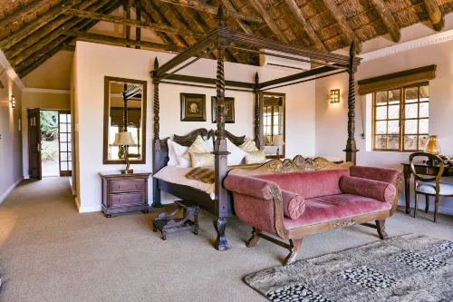 Kwantu Private Game Reserve - parking