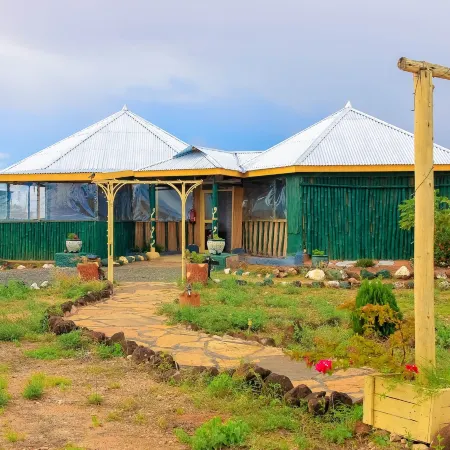 Amanya 1 -Bed King Lion Tent