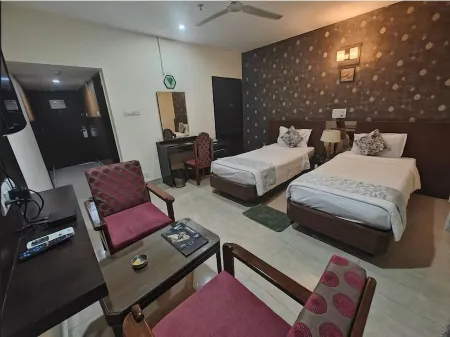 Hotel Radhika Regency