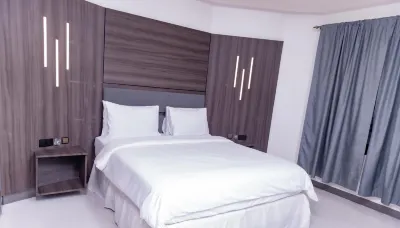 Pinorich Villa-Buea
