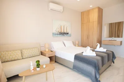 Beachfront Studio Kyma West