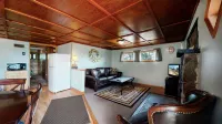 Marr's Mountain Cabins Hotels in 