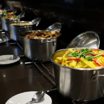 I Pavilion Hotel Phuket Отели рядом с достопримечательностью «Холм Ранг Хилл»