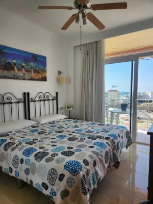 Apartamentos la Roca Rentals