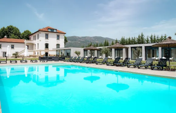 博拉爾哈酒店，餐廳和水療中心