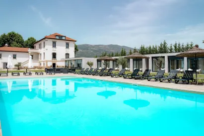 Borralha Hotel