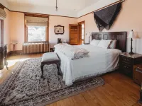 Tarabino Inn Hotels in Trinidad