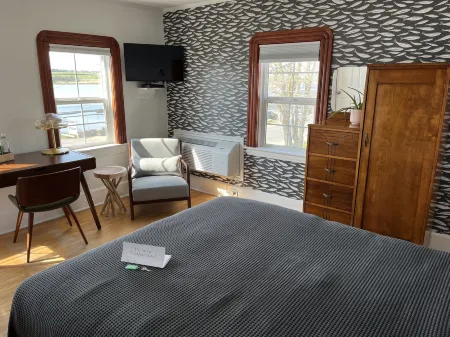 The Archie & Isidore Hotel