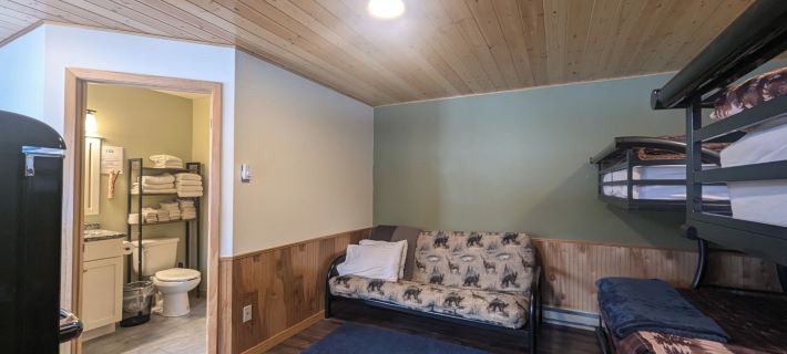 Saganaga Lodge Hotels in Cook County