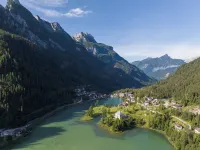 SnowLake Suite & Apartment Hotels in Alleghe
