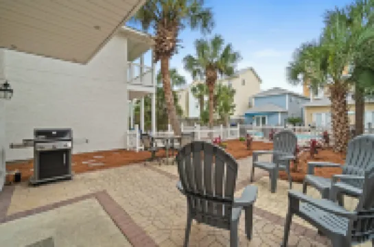 비치즈 앤 드림즈 바이 북 댓 콘도