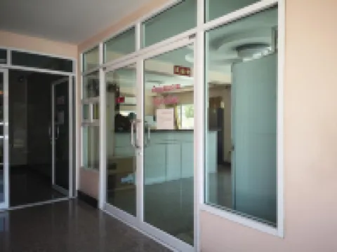 ทรัพย์สุวรรณแมนชั่น โรงแรมในอำเภอ บางปลาม้า