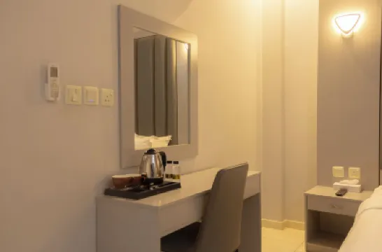 أرين النعيم Hotels near The Train القطار