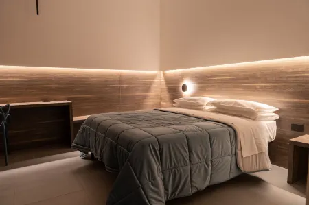 Dimora Rhea Отели рядом с достопримечательностью «Arechis Castle»