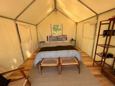 Lopez Farm Cottages & Tent Camping Hotels in San Juan County