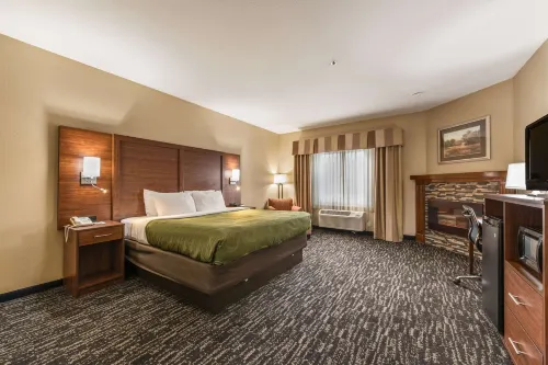Quality Inn & Suites Hendersonville - Flat Rock Hotels in Blue Ridge