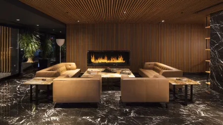 Metropolitan Hotels Bosphorus - Special Category Отели рядом с достопримечательностью «Seul Holding»