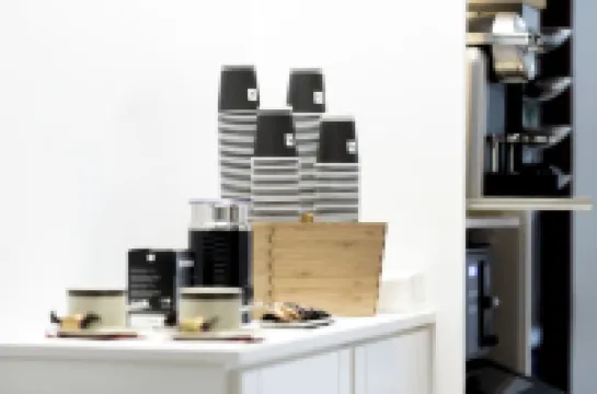 Hostal Alhambra - Adults Only