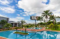 Foz Budget Hotel - parkir