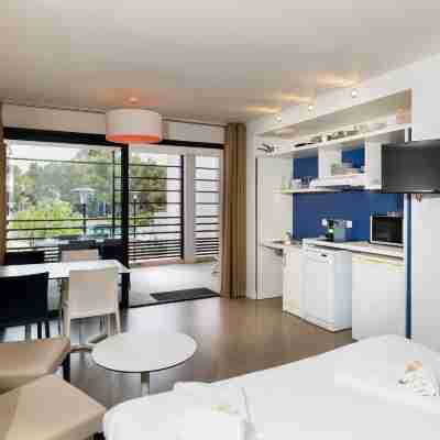 Sowell Family Riviera Rooms