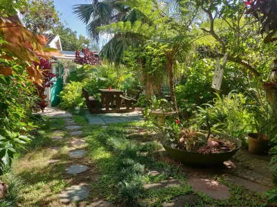 Jessica's Self-Catering Hotels in Umdloti
