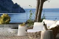 Xenia Residence & Suites فنادق في Kireas