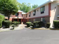 The Covered Bridge Inn Hotels in Newfane