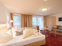 Hotel Pinzger Tux Ξενοδοχεία στην πόλη Tux