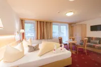 Hotel Pinzger Tux