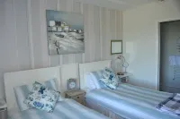 Chyheira Hotels in Mullion