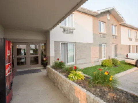 The Village Inn Hotels in Wellington County
