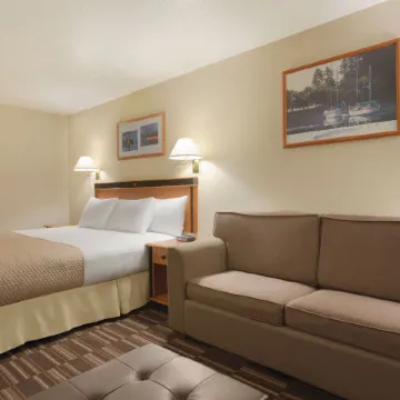 Days Inn by Wyndham Nanaimo