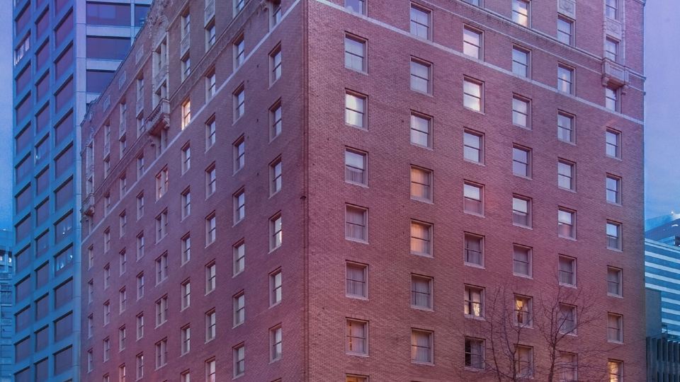 Mayflower Park Hotel