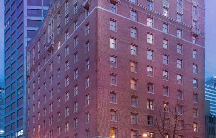Mayflower Park Hotel