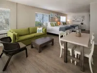 La Siesta Resort & Villas - شرفة