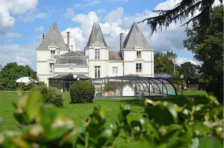 Le Domaine du Chêne Vert Отели в г. Сен-Лоран-Де-Мортье