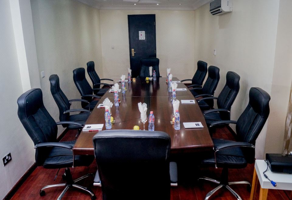 2. 시티하이트 호텔..