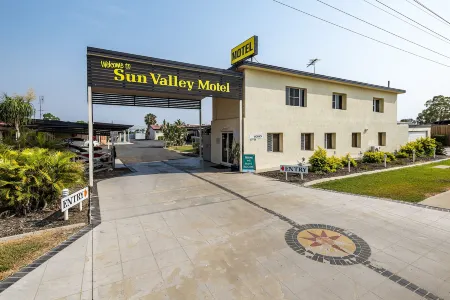 Sun Valley Motel Biloela Отели в г. Билоила