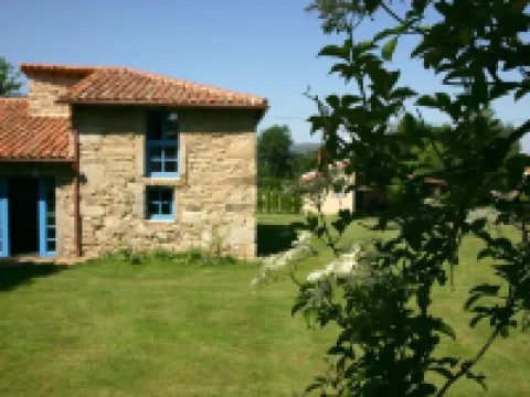 A Parada Das Bestas Hotels in A Ulloa