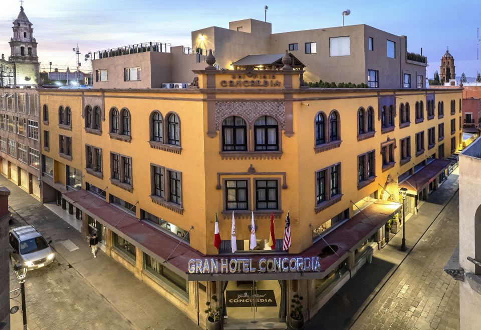 hotel overview picture