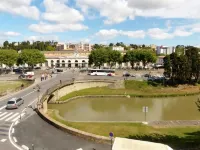 Le Bristol Gites Urbains Hotel a Pennautier