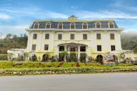 Heaven Gate Hotel O Quy Ho Hotels near Love Waterfall