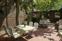Flair-Hotel Neeth Các khách sạn ở Schwentinental