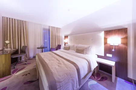 Hotel Transilvania Отели рядом с достопримечательностью «D M»