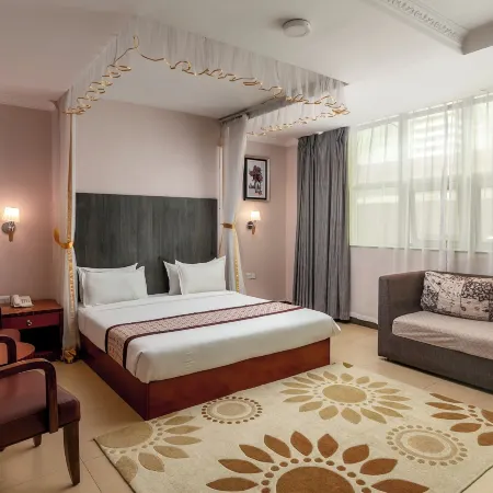 Russell Hotel