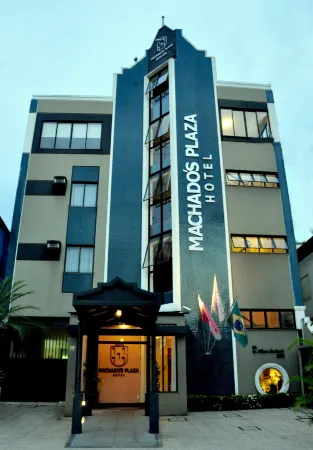 Machado´s Plaza Hotel Отели в г. Белен