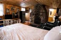 Holy Smoke Resort - Homestays