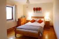 Old Fort Lodge Hotels in Sligo