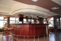 Hotel Grand - Baarit
